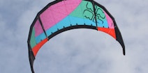 Latawce-Kites-Dmuchane-Komorowe-Flysurfer-Sprzęt-Sklep kitesurfingowy